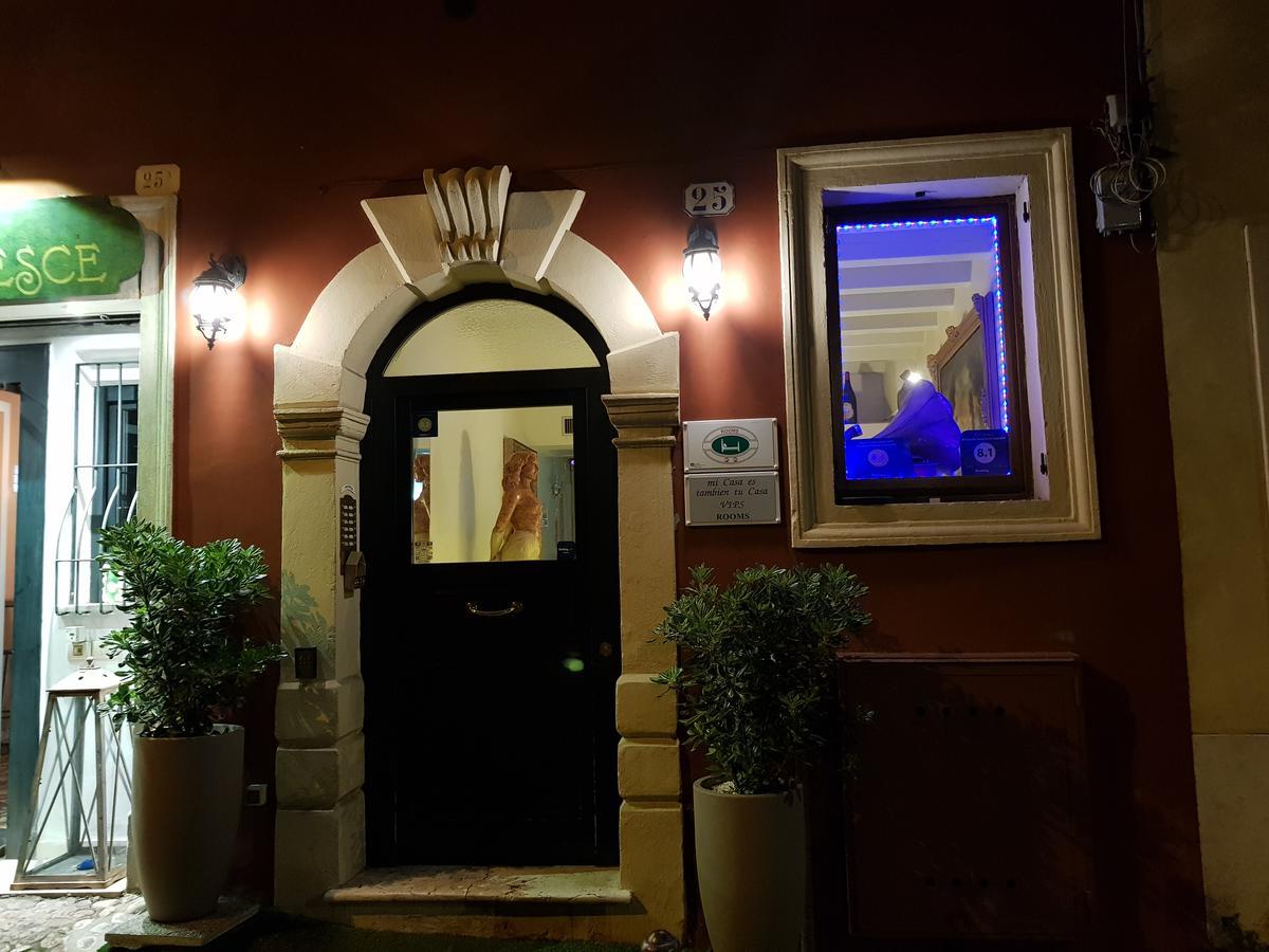 Mi Casa Es Tambien Tu Casa Vips Hotel Verona Exterior foto